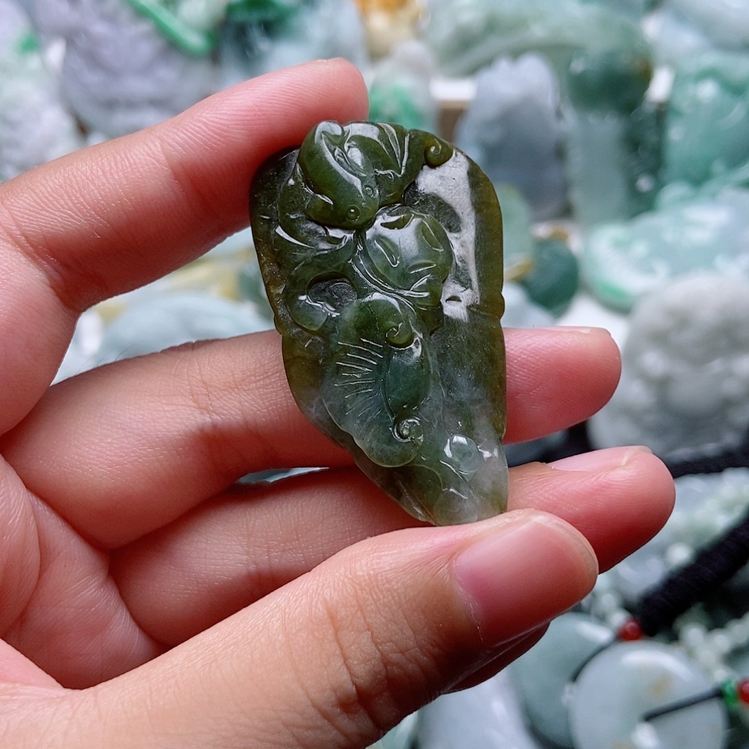 翡翠未镶嵌吊坠(不含链)1