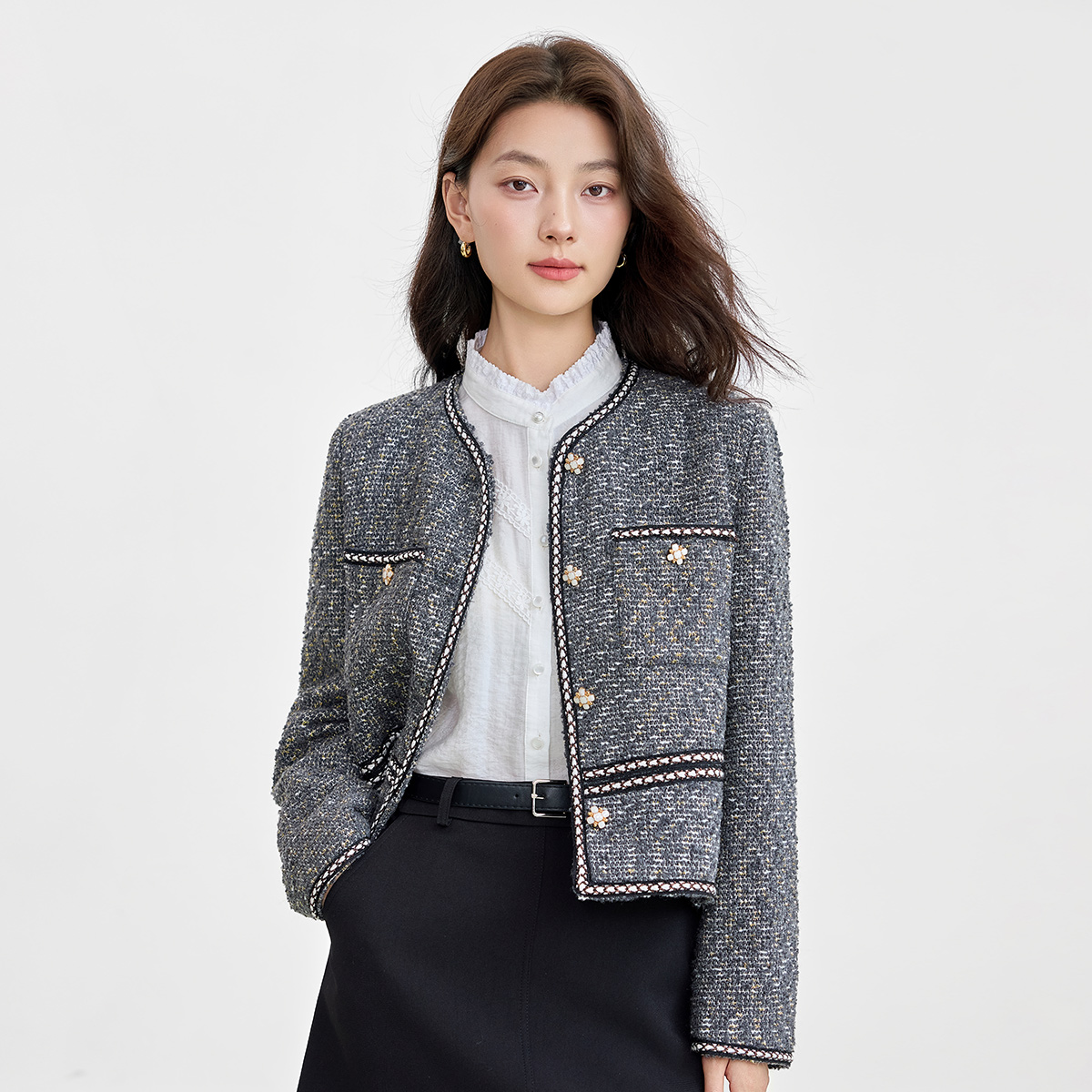 茵曼法式小香风外套2025年秋季单排扣设计感气质显瘦女士外穿上衣