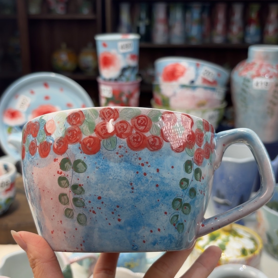 瓷片兔兔好可爱啊我