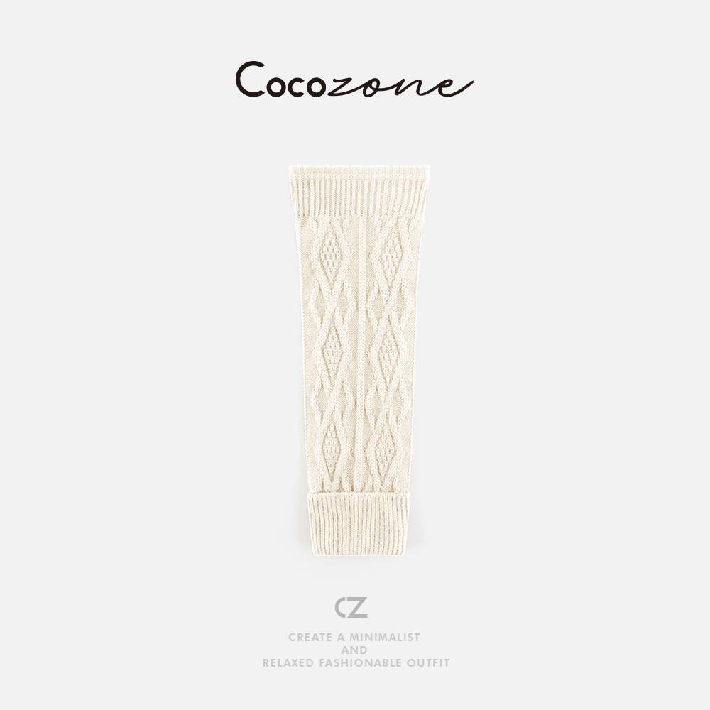 COCO ZONE 刘一一  菱型格纹简约灵动活力感袜套 CD2A2571