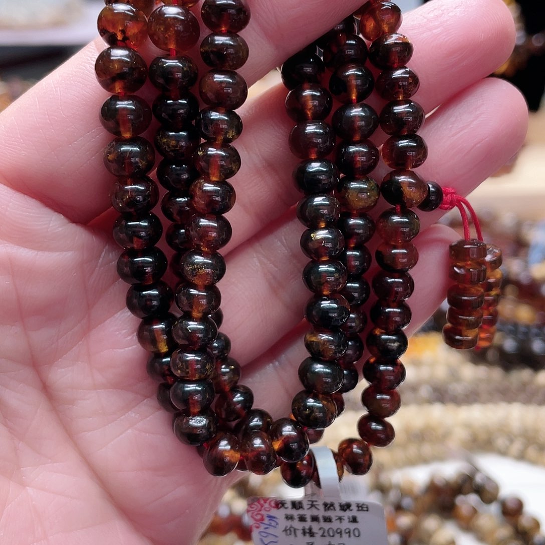 琥珀裸石未镶嵌七10729