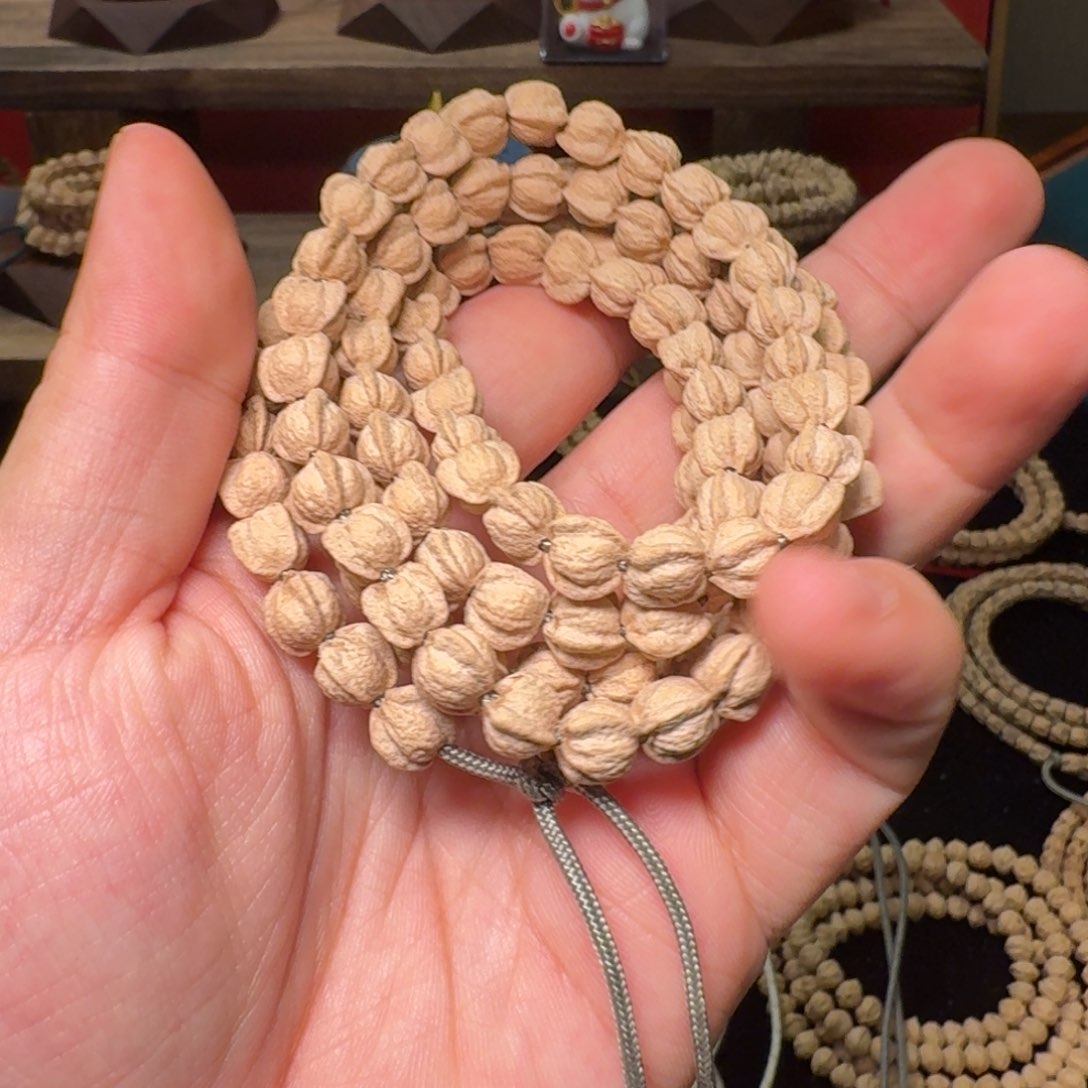 柏香籽/百香籽吊坠刘*六