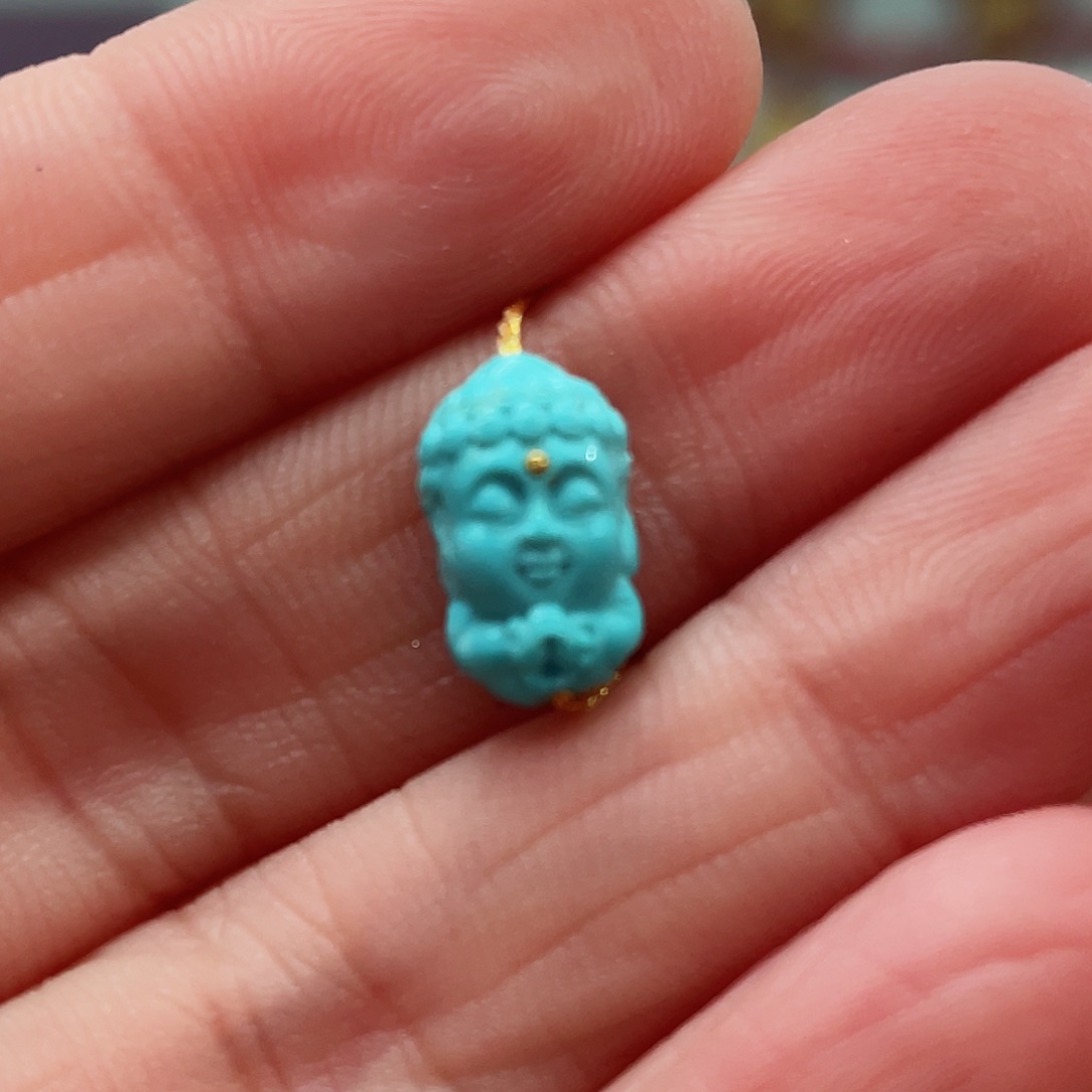 绿松石颈饰未镶嵌