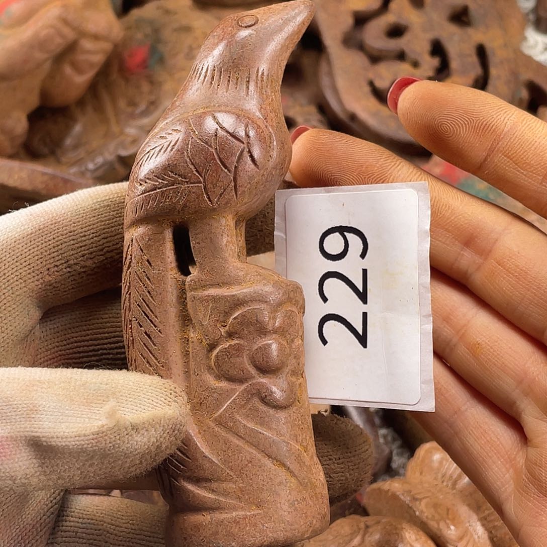 和田玉（糖玉）未镶嵌挂件