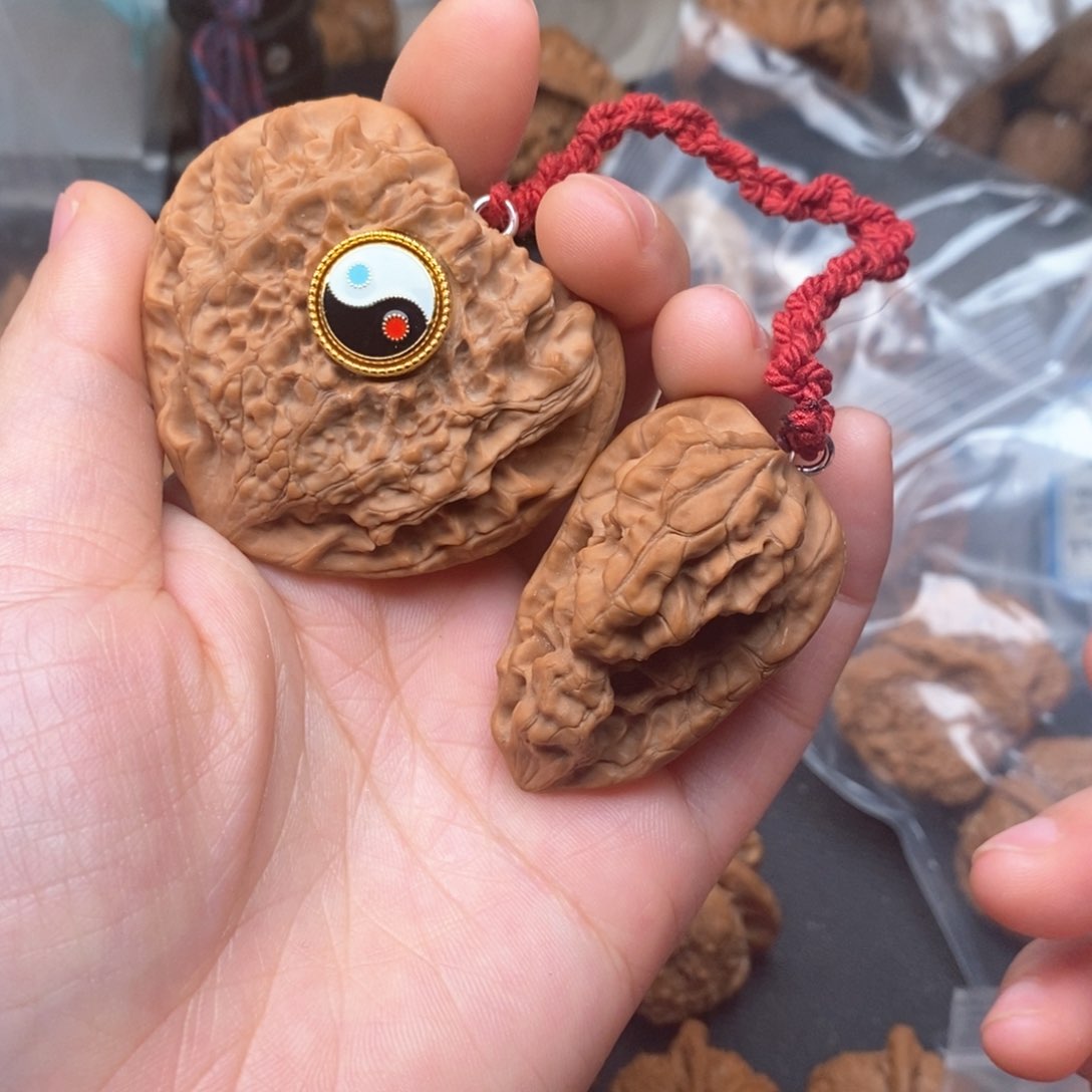 文玩核桃把件矛盾一套