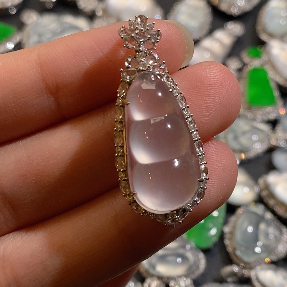 翡翠颈饰18K金镶嵌天然缅甸A货翡翠