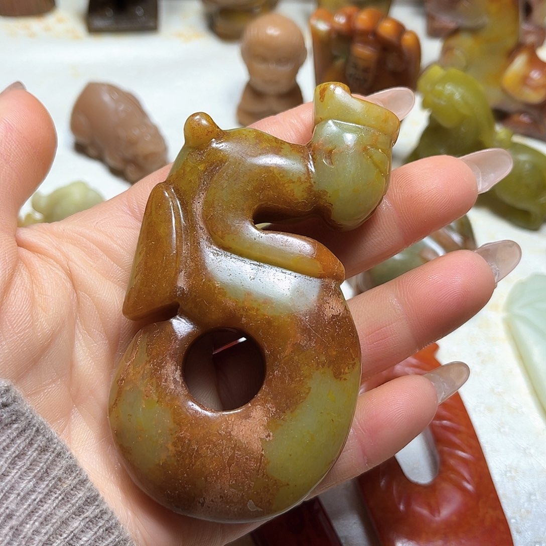 白玉菩提吊坠白玉菩提吊坠