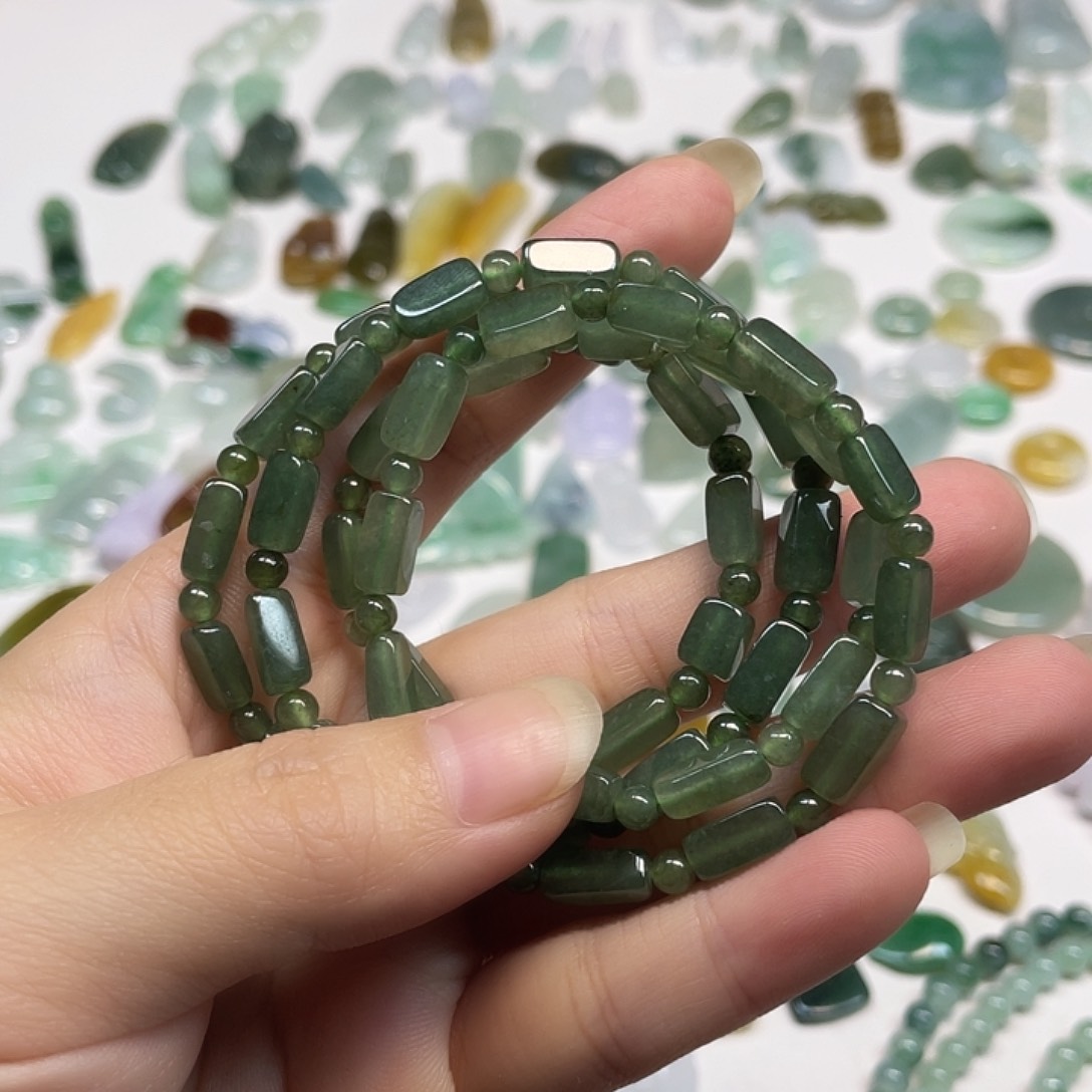 未镶嵌定制翡翠翡翠