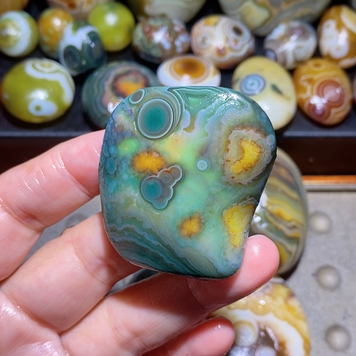 未镶嵌玛瑙/玉髓珠宝半成品146