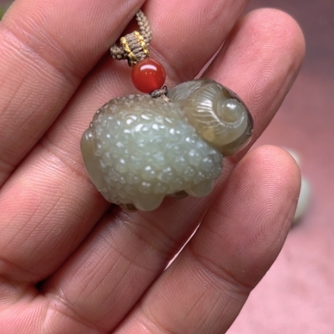 和田玉吊坠未镶嵌