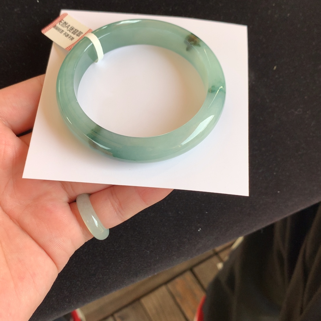 翡翠未镶嵌手镯36号56