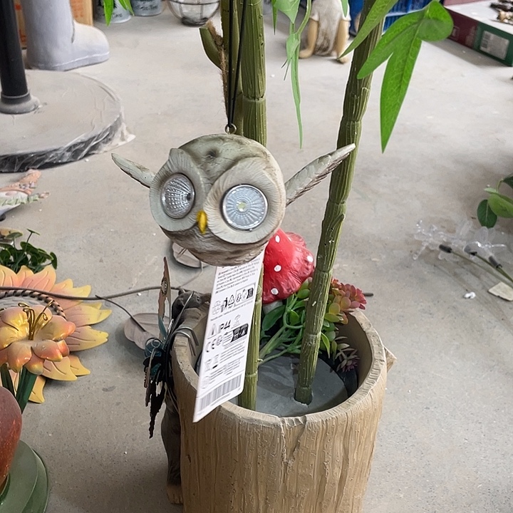 树脂猫头鹰挂秋千