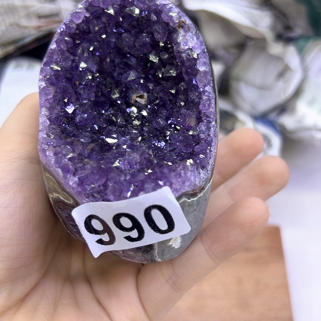 紫晶水晶摆件未镶嵌