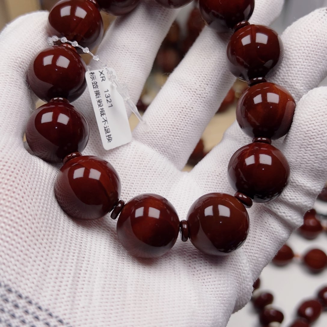 橄榄核吊坠陈*生橄榄核