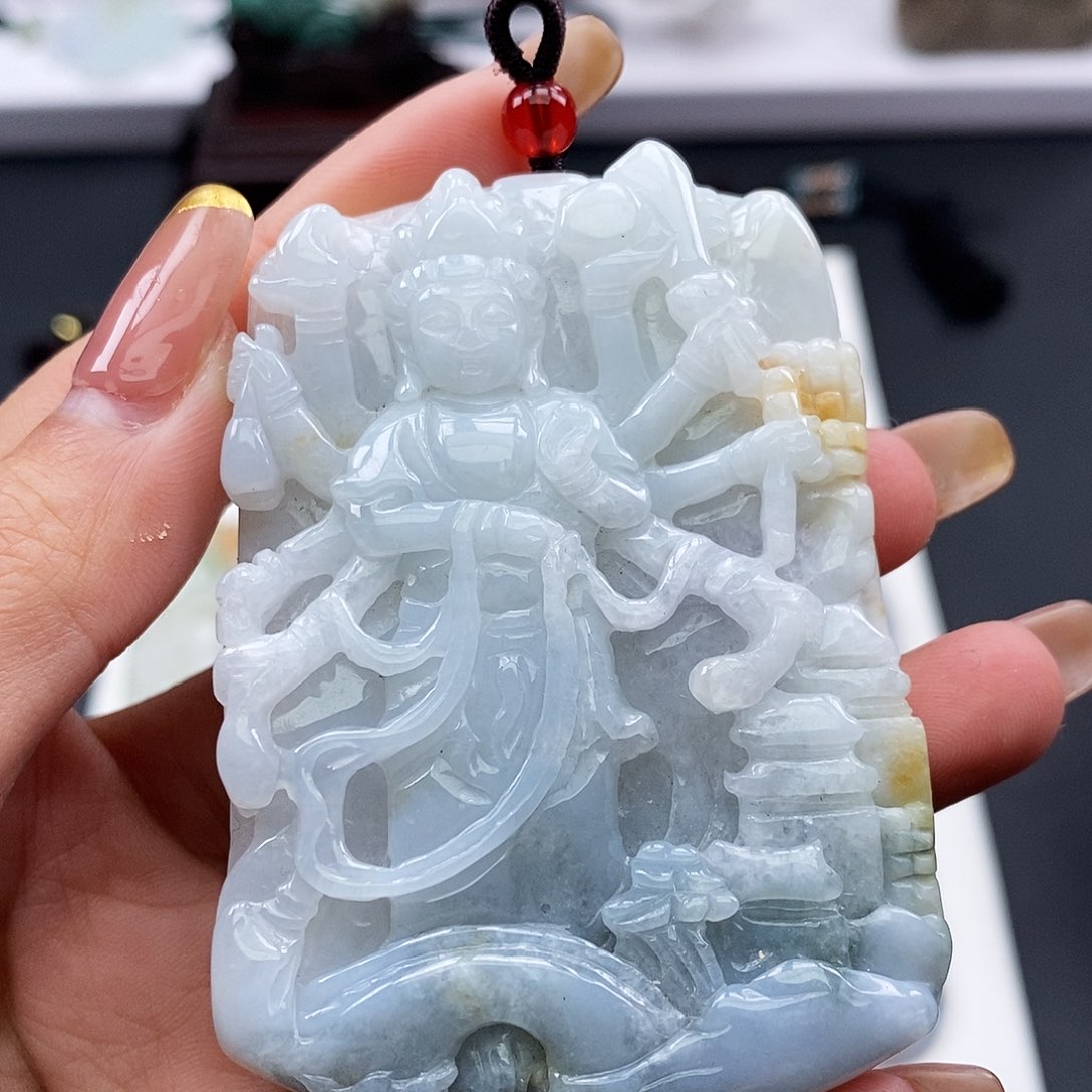 翡翠颈饰未镶嵌用****9翡翠