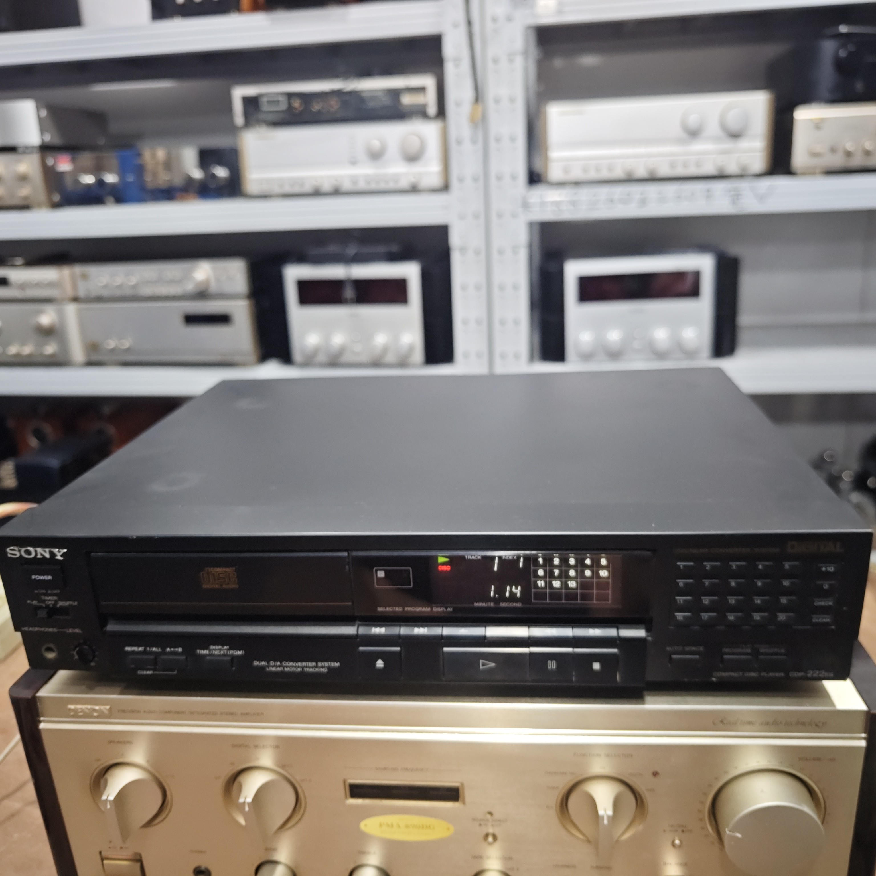 8新  二手索尼CD机222ES正常不包邮不支持七天无理由退换