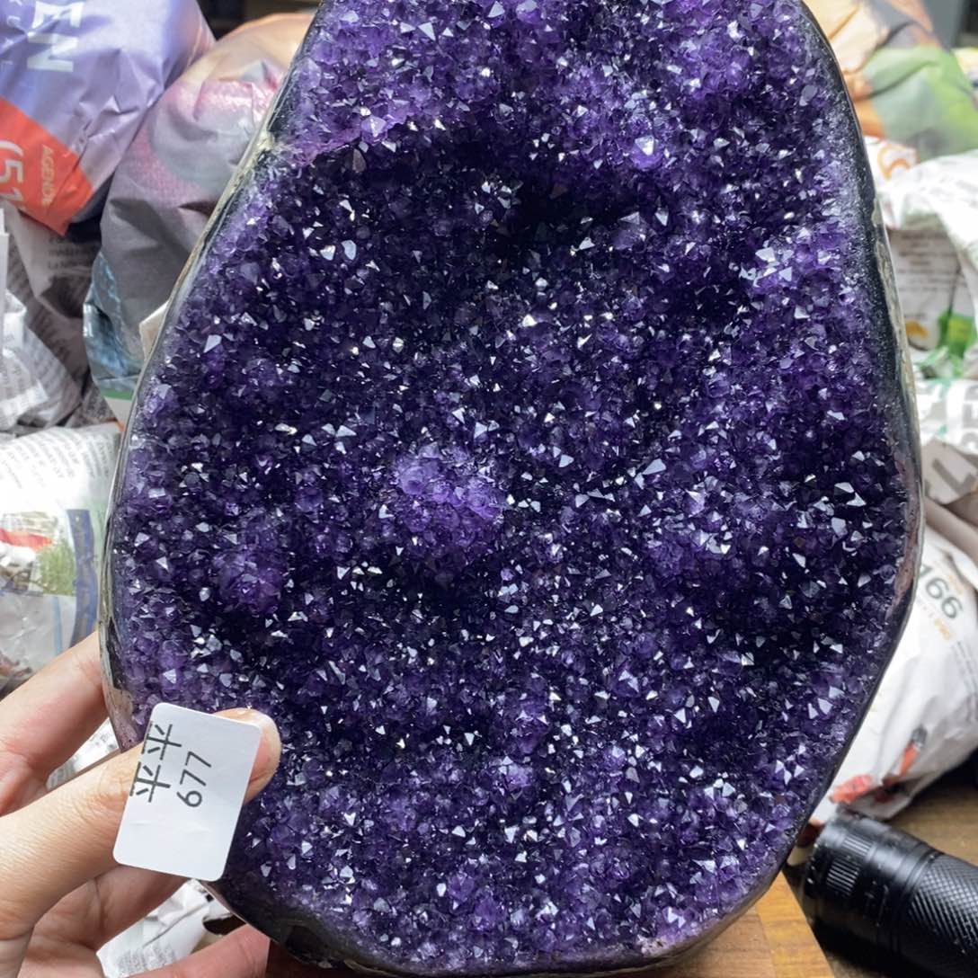 紫晶乌拉圭未镶嵌