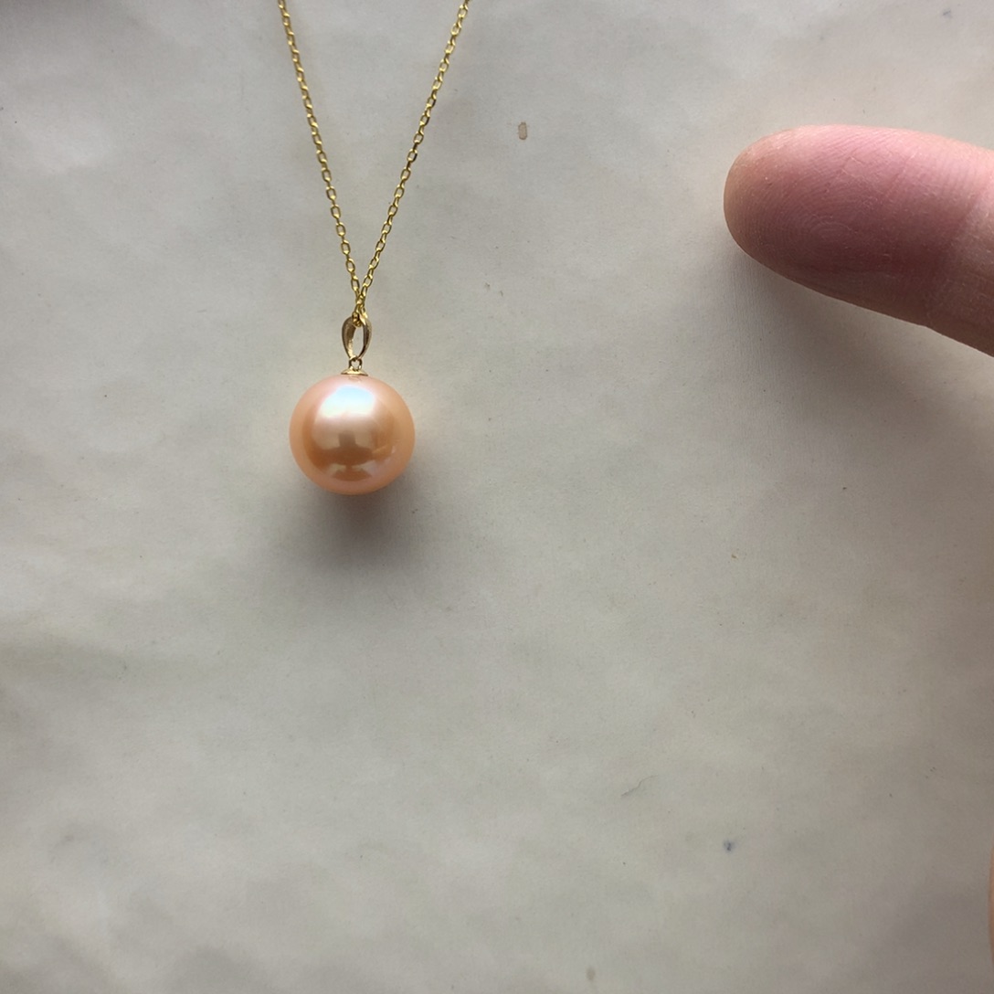 淡水珍珠颈饰18K金镶嵌12-13爱迪生中国红吊坠