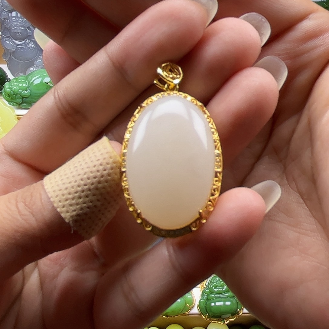 和田玉银S925镶嵌颈饰