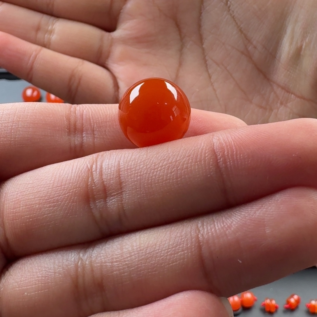 南红玛瑙未镶嵌圆珠15.1mm