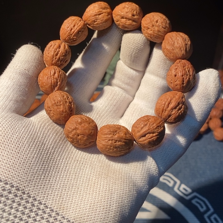 文玩核桃手串……45