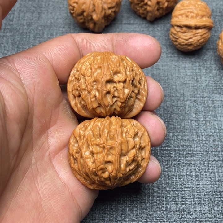 把件文玩核桃M****o磨盘字母