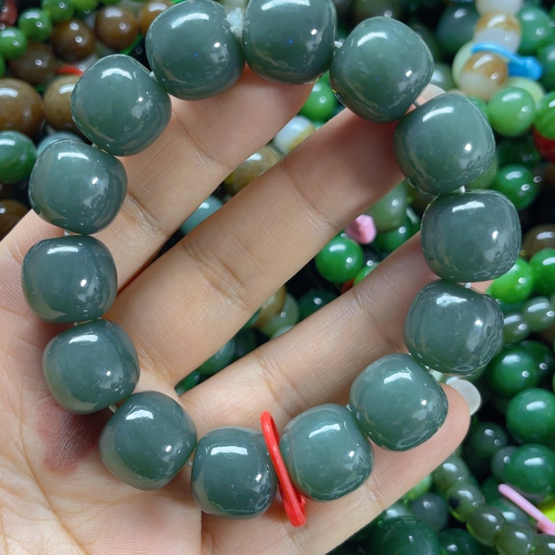 手链未镶嵌和田玉