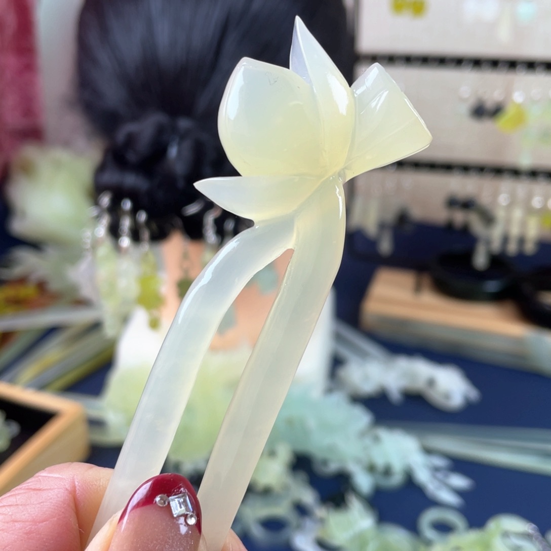 蛇纹石玉发饰未镶嵌