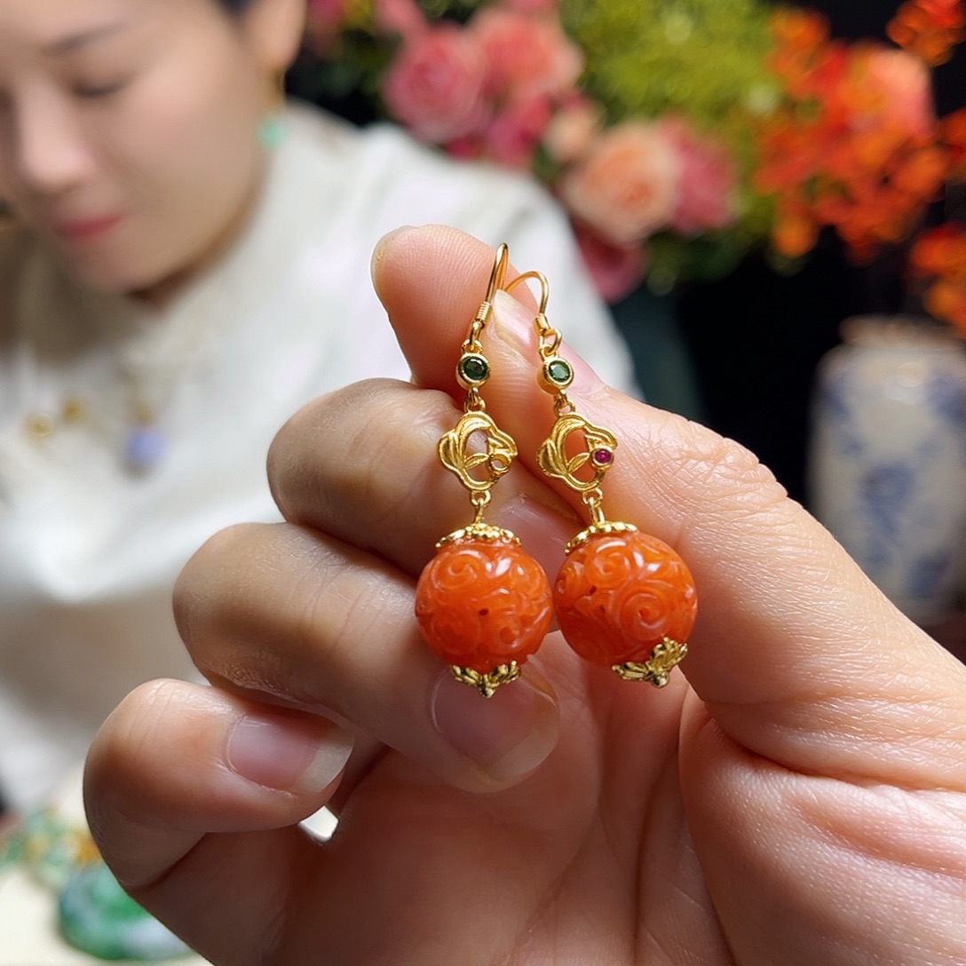 翡翠颈饰银S925镶嵌冰红翡