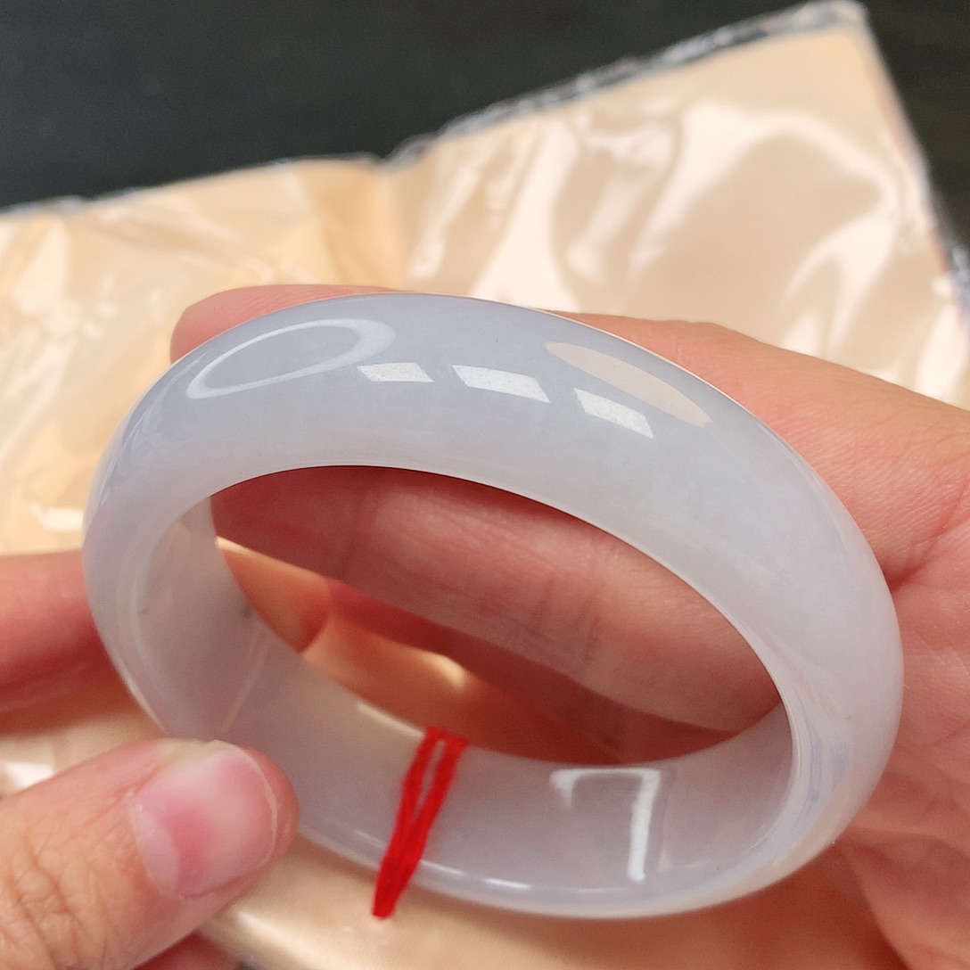 翡翠手镯未镶嵌90号