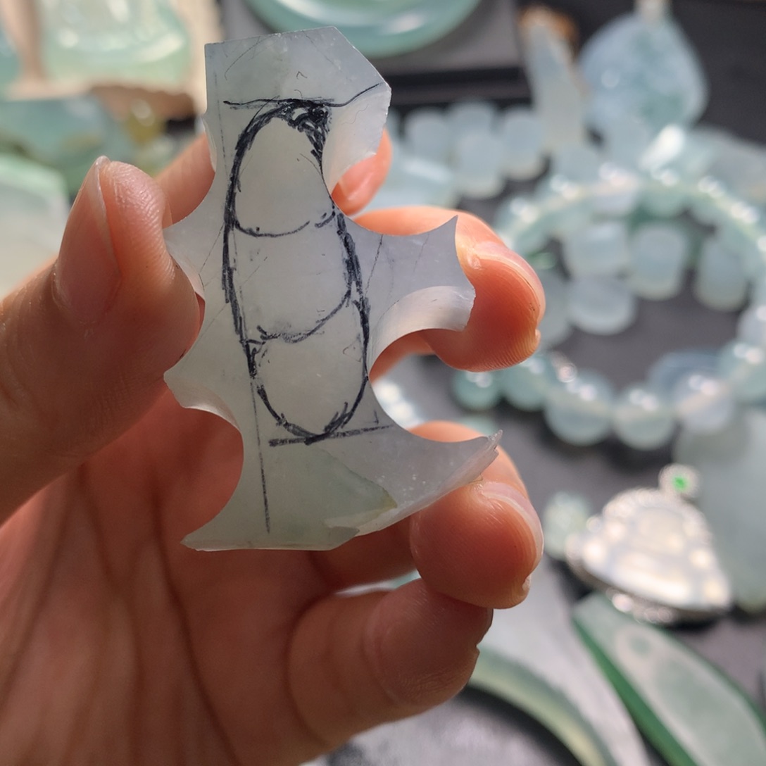 未镶嵌定制翡翠D*