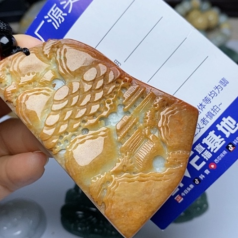 翡翠颈饰未镶嵌翡翠