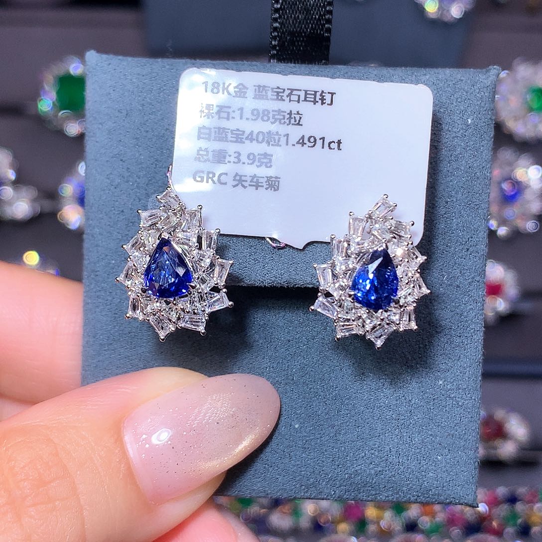 耳饰蓝宝石18K金镶嵌