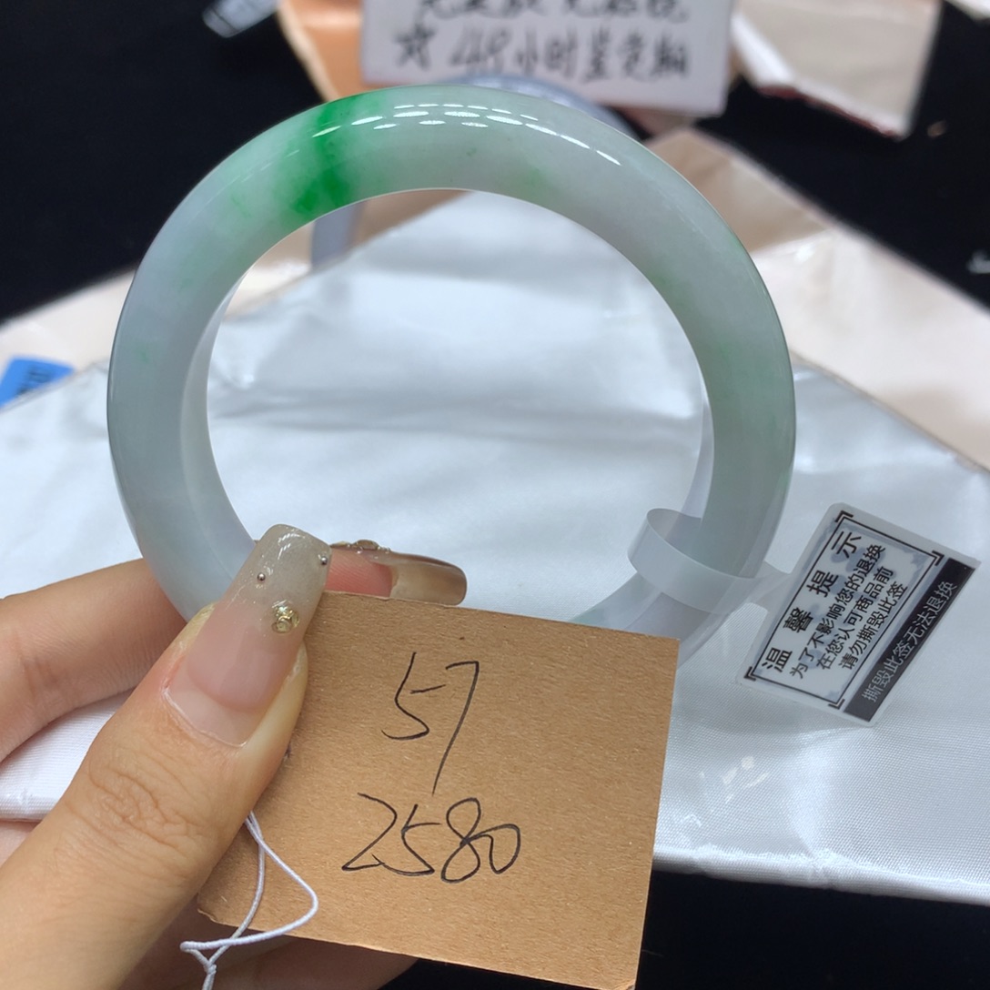 翡翠未镶嵌手镯天然翡翠