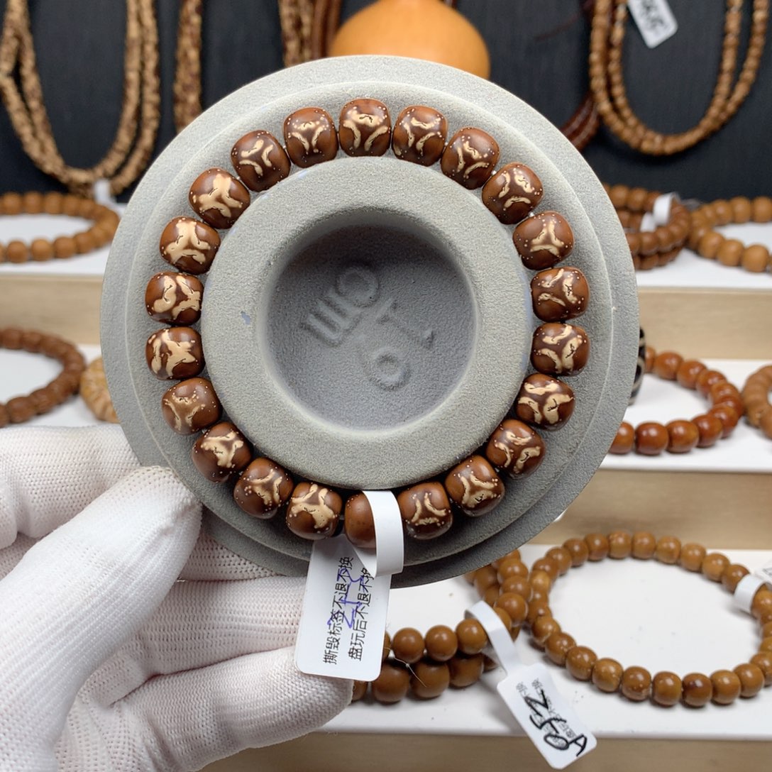 吊坠紫金鼠253-10.8实心鬼脸lgz