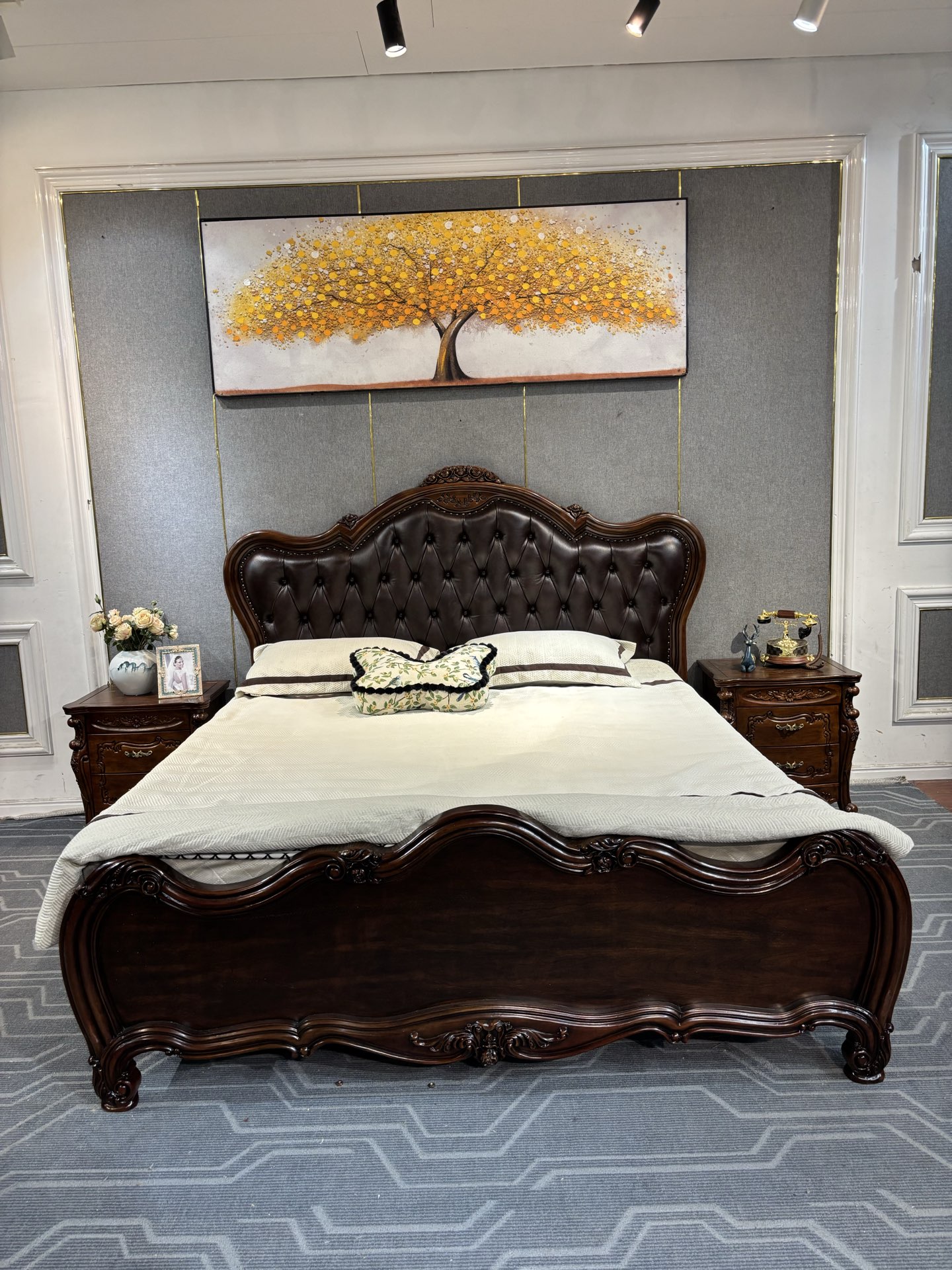 DC272（1.8床）2100*2190*1560  美式别墅雕花