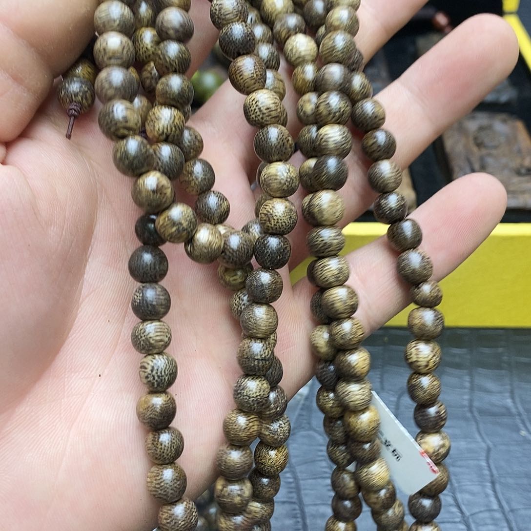 沉香碎屑沉香24昆仑梅格