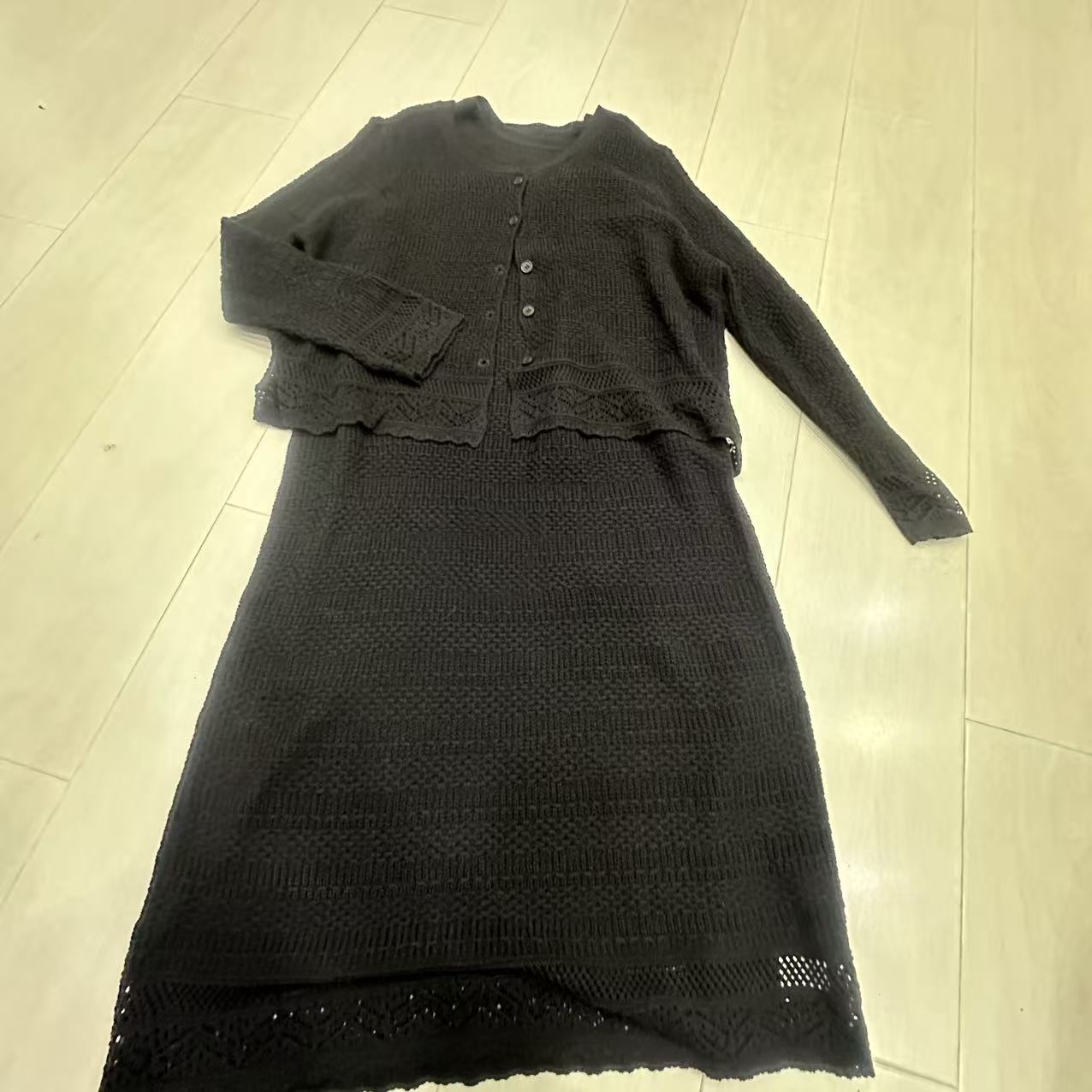 LX孤品缺码断号连衣裙--真两件针织外套+连衣裙23181