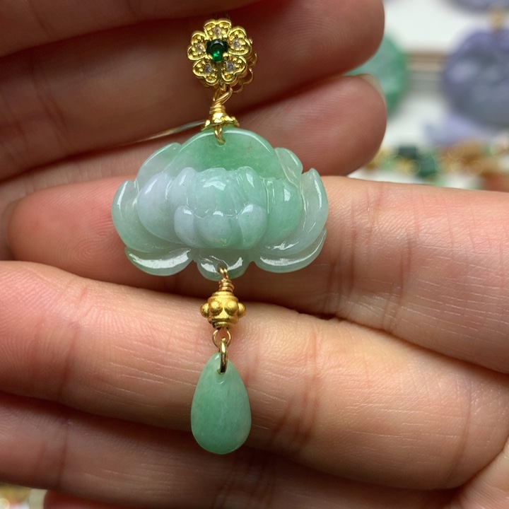 颈饰未镶嵌翡翠翡翠