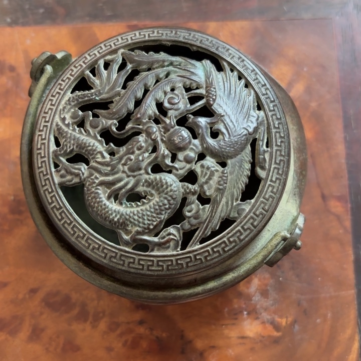 日***金大叶紫檀（黑酸枝木类）