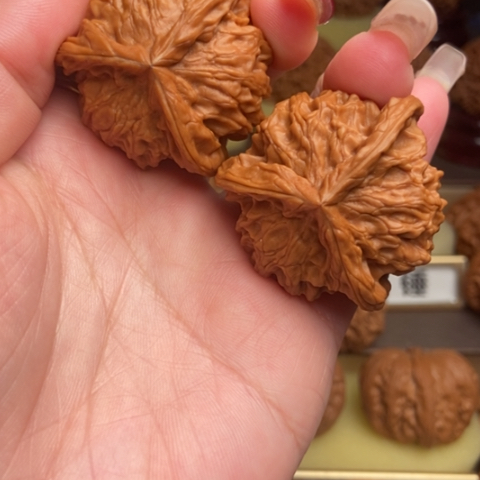 吊坠文玩核桃三棱