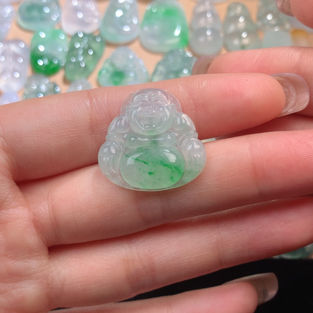 定制翡翠未镶嵌佛