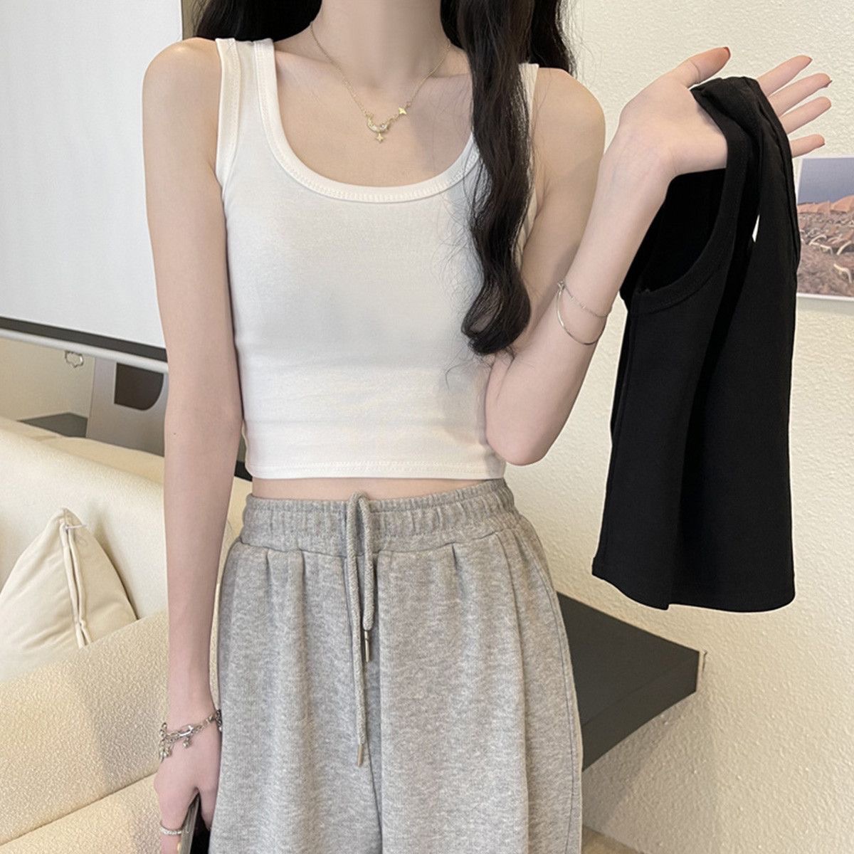 2025年新款吊带背心女百搭短款修身显瘦性感露脐打底小背心女