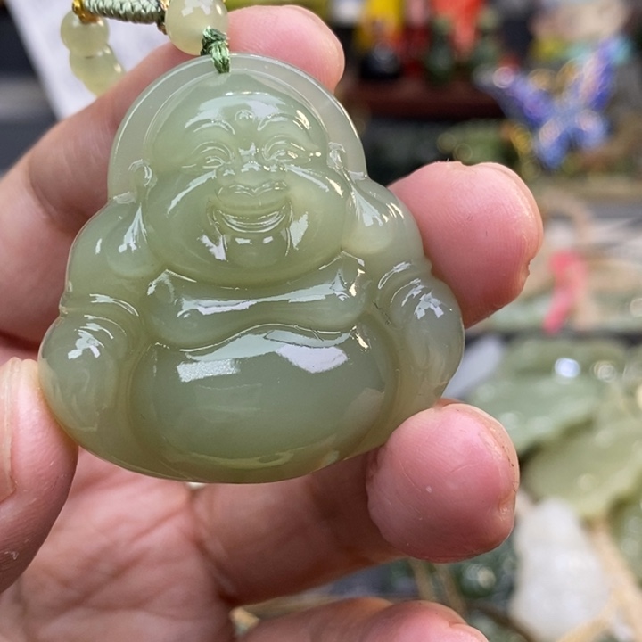 思***水和田玉未镶嵌颈饰