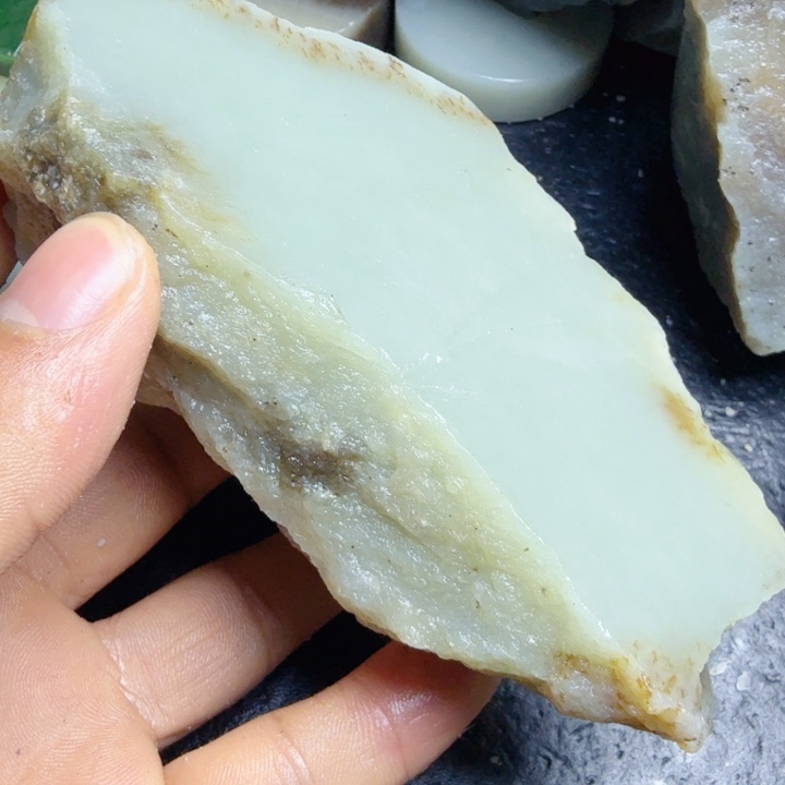 江***石和田玉（糖玉）未镶嵌珠宝奇石