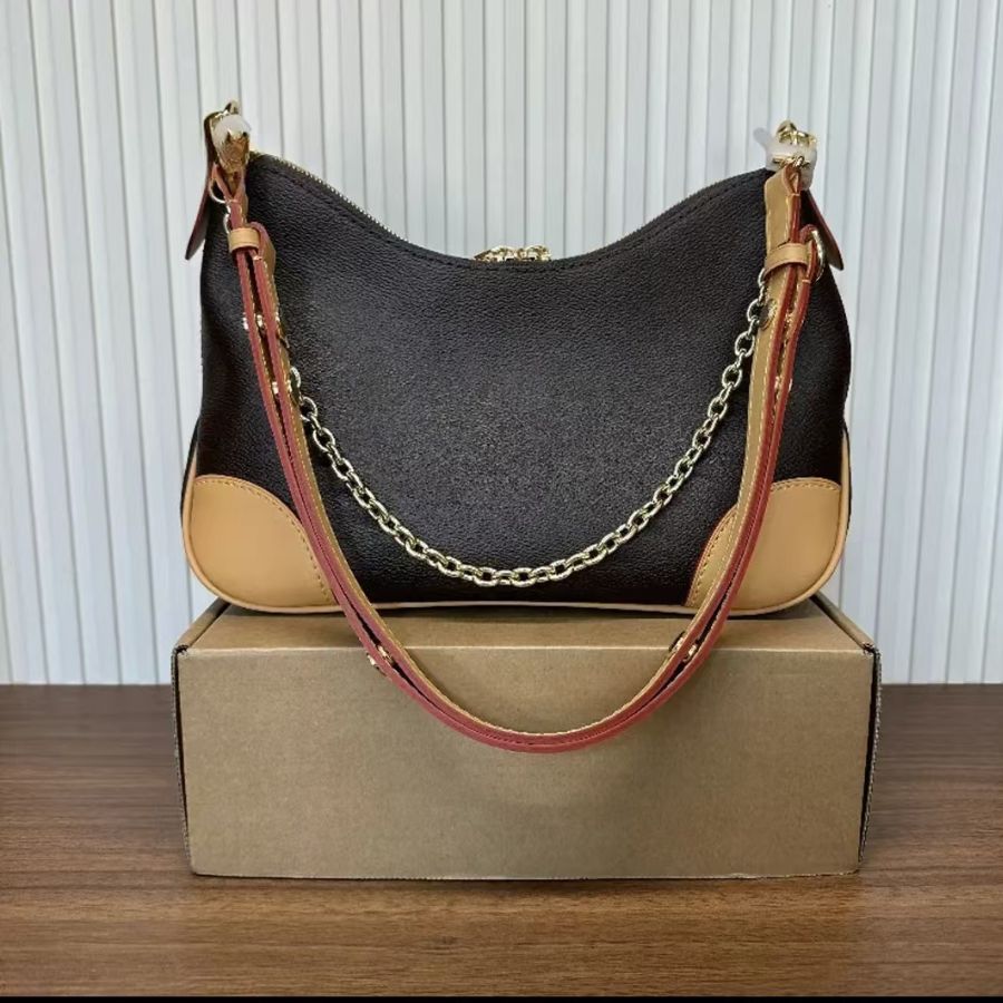 【4号】2025秋冬新款牛角包潮流百搭时尚