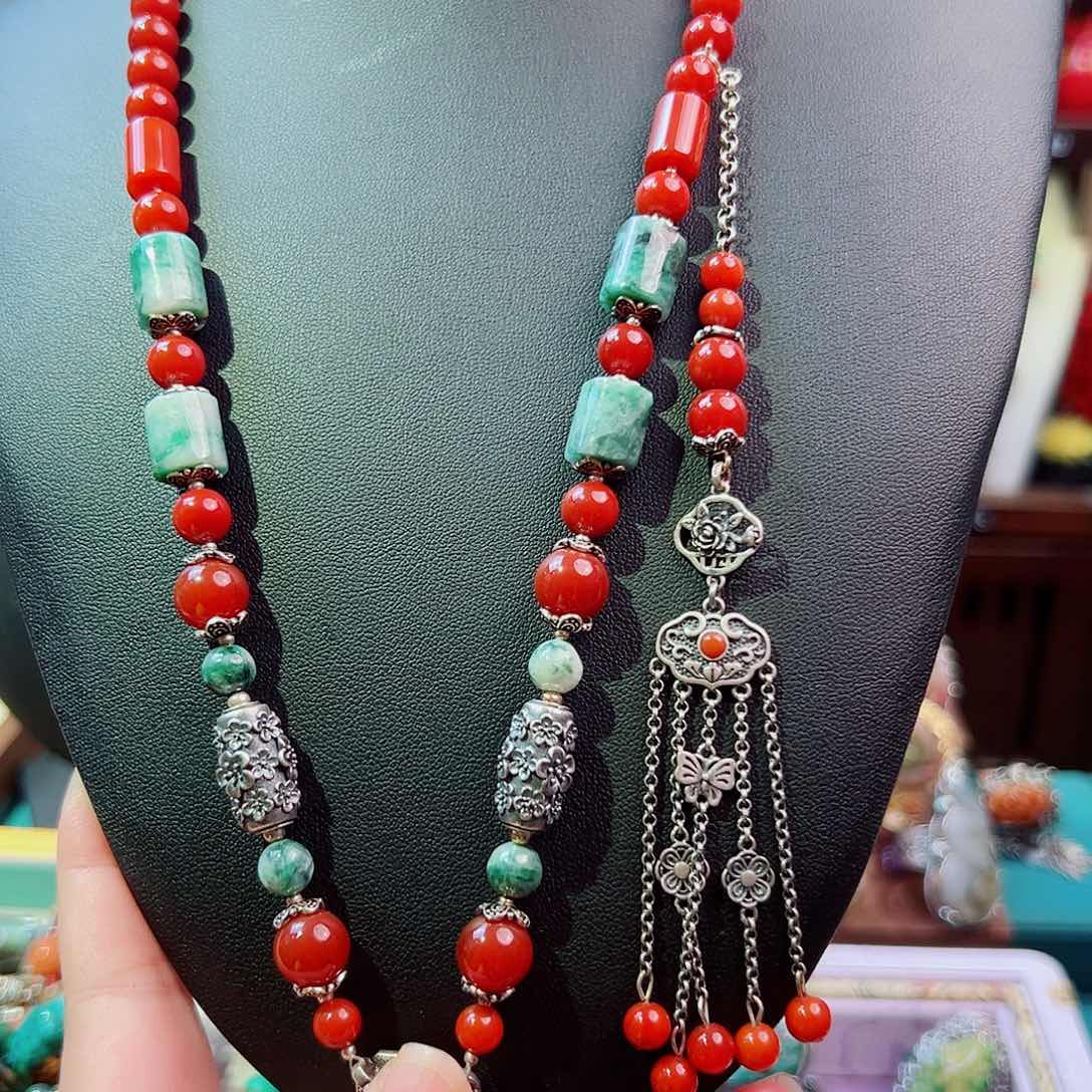 颈饰翡翠未镶嵌国风