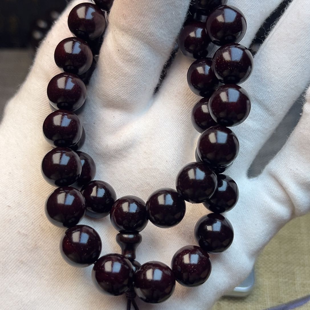 檀香紫檀（小叶紫檀）1.2手持