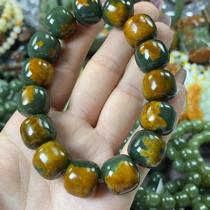 透闪石质玉手串未镶嵌用****0