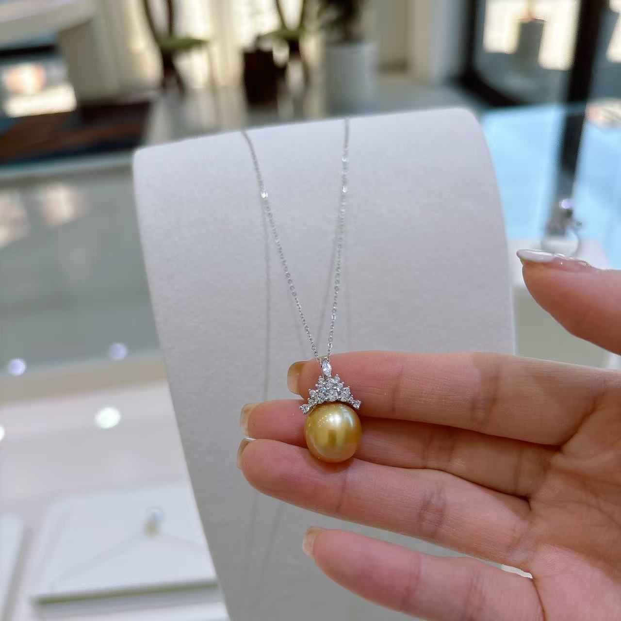 s925银王妃款南洋金珠吊坠12-13mm